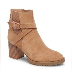 Blondo Tamzin Waterproof Bootie In Tortilla Suede